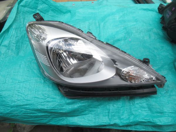 52 フィット GE6 GE7 前期 純正 ハロゲン ヘッドライト 右 STANLEY