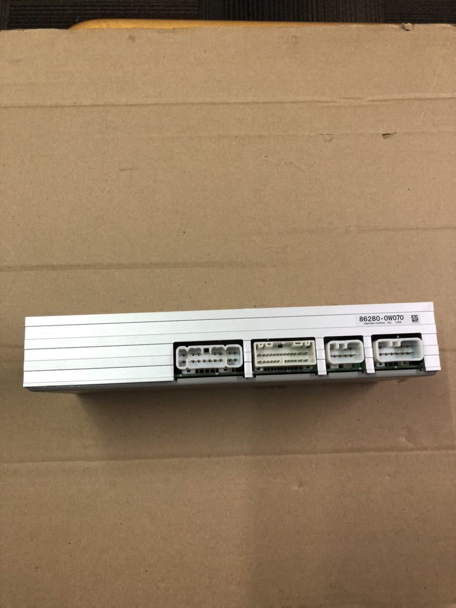 レクサス マークレビンソン SC430 86280-0W070 UZZ40 オーディオアンプ