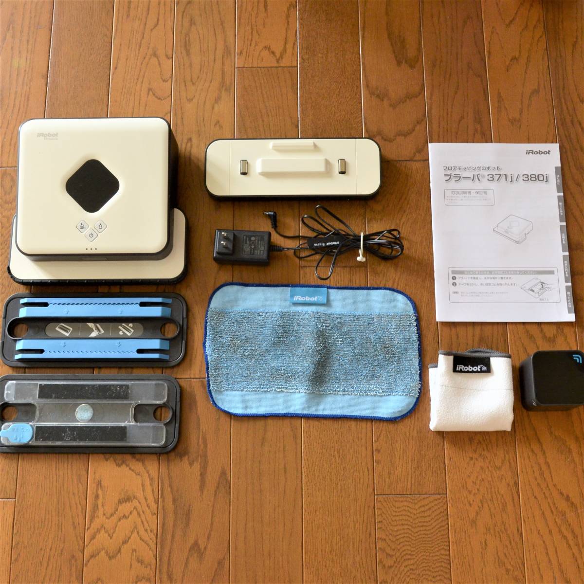 iRobot iRobot アイロボット Braava ブラーバ 380j 床拭き iRobot iRobot アイロボット Braava ブラーバ 380j 床拭き