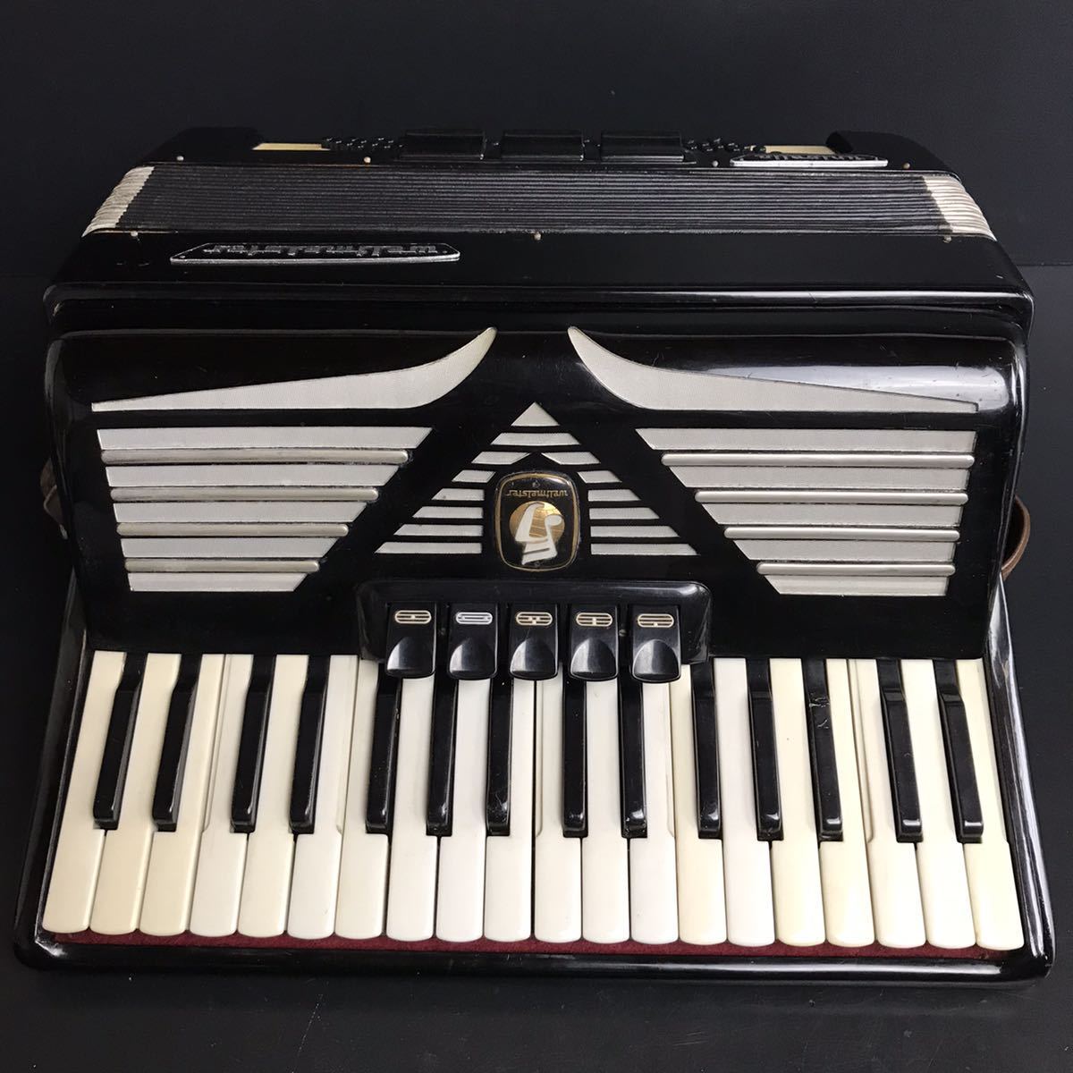 KI02] WELTMEISTER アコーディオン ドイツ製 ハードケース有 楽器 鍵盤 