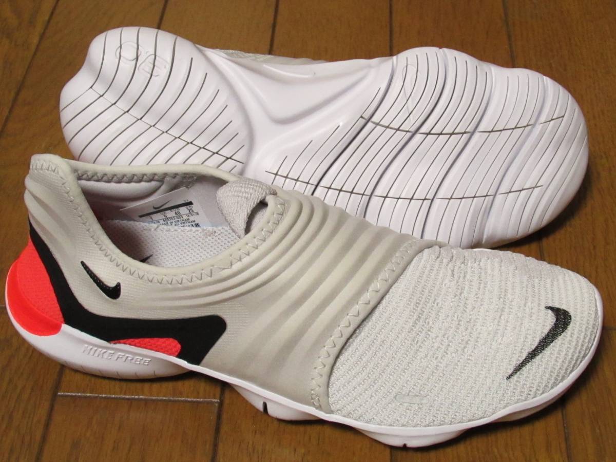【29.5cm　メンズ】定価14，300円　ナイキ　ランニングシューズ　フリーラン フライニット3.0　Free RN Flyknit 3.0　AQ5707-002