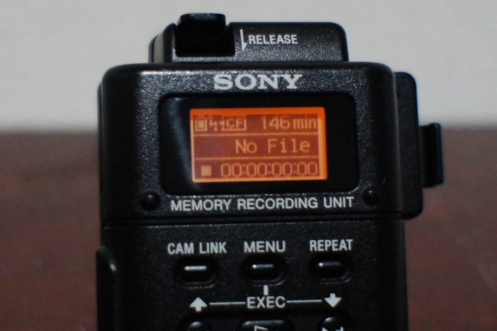 1円～Sony【 HVR-MRC1 】業務用 レコーディングユニット HVRA-CR1付 HVR-Z7Jなどに動作確認済み_4