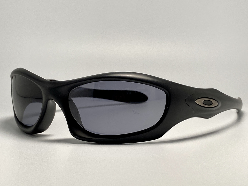 OAKLEYオークリー MONSTER DOGモンスタードッグ05-015 Matte Black 