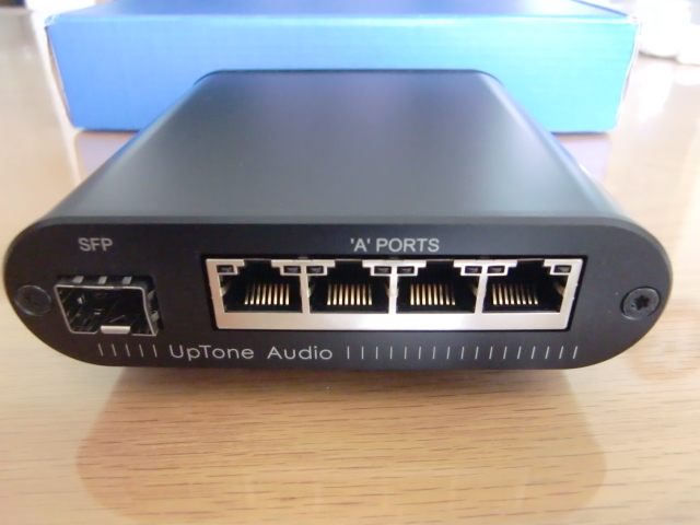 マニアの方へ スイッチングハブ EtherREGEN UpTone Audio製 【公式通販】