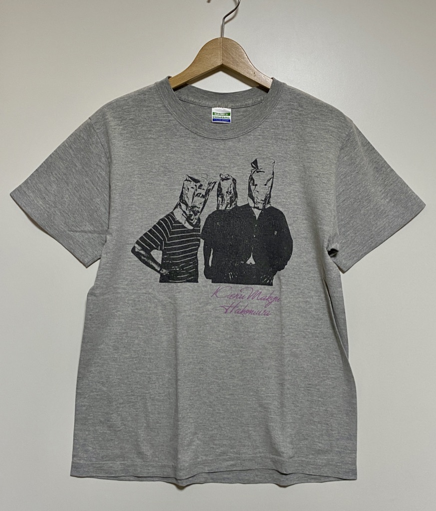 【人気定番，限定SALE】 稀少 キエるマキュウ HAKONIWA 半袖Tシャツ M 灰色 グレー MAKI THE MAGIC(Tシャツ)｜売買されたオークション情報、yahooの商品情報をアーカイブ公開 - オークファン Tシャツ