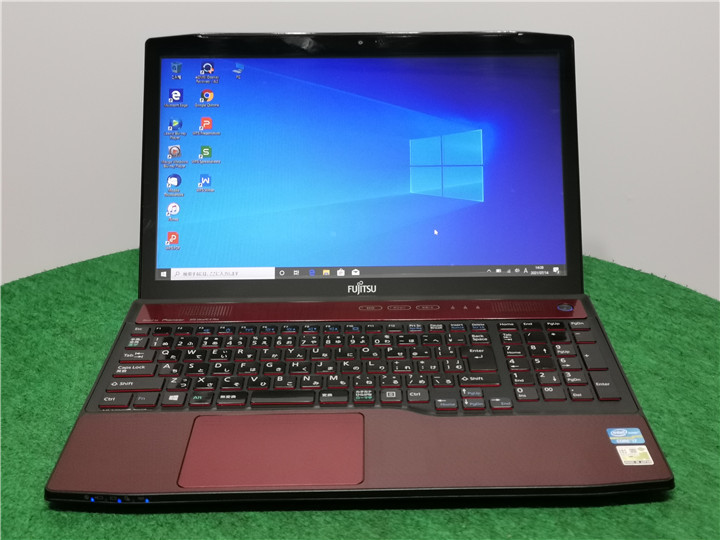 カメラ内蔵/中古/15型タッチパネル/ノートPC/Windows10/1000GB/8GB/3