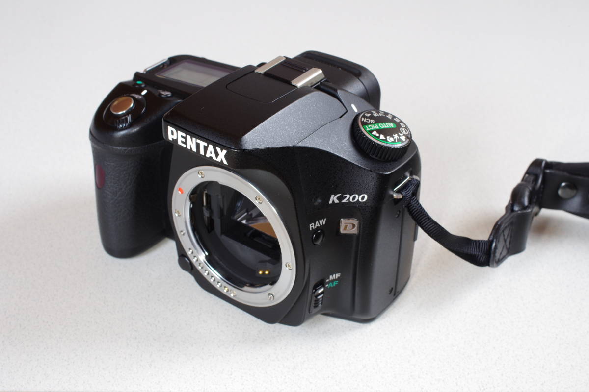 K200D PENTAX ペンタックス デジタル一眼レフカメラ ボディ Pentax