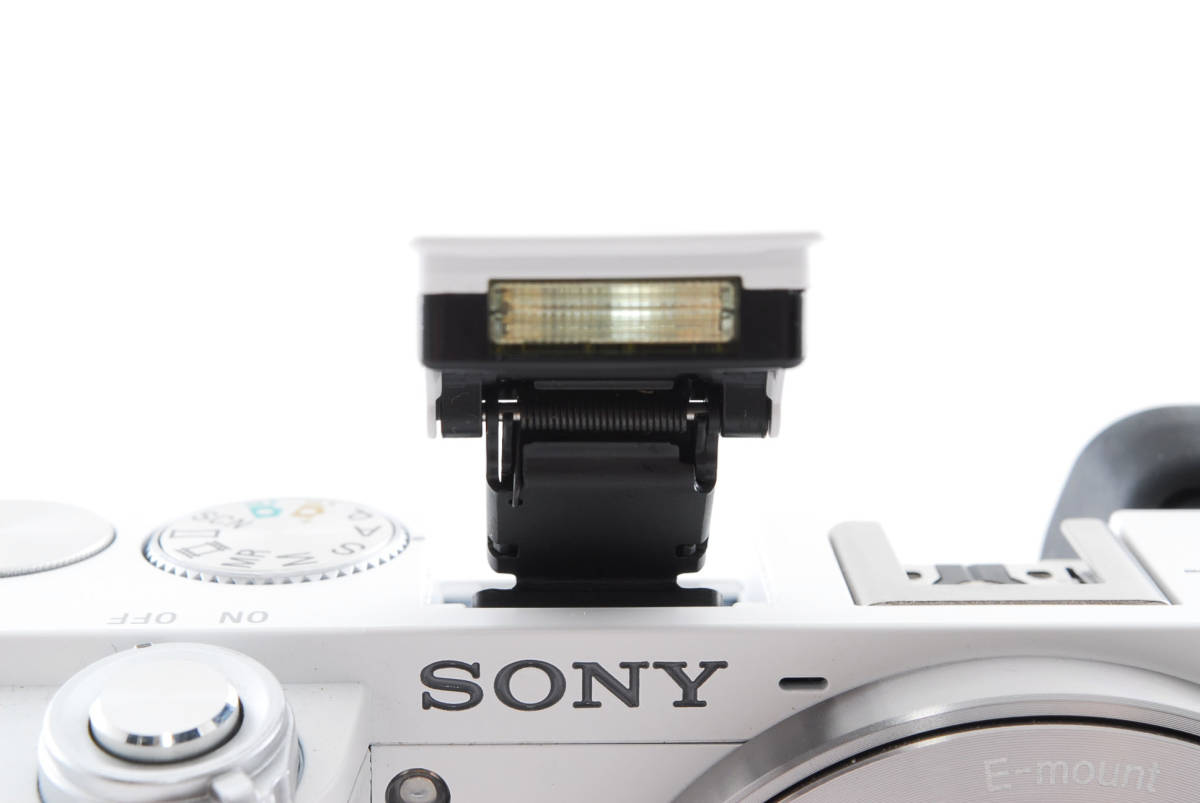 ◇良品◇ SONY ILCE-6000 α6000 ミラーレス 一眼 カメラ ボディ 撮影 