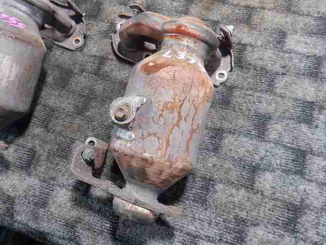 ☆4546ダイハツ ミラココア L675S 素材用触媒 2個 ダイハツ用