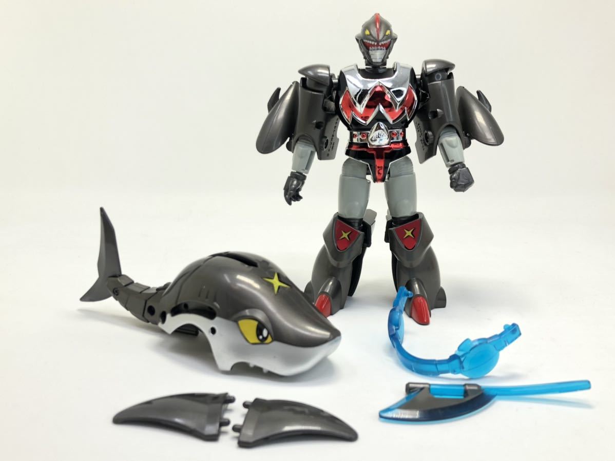 BANDAI ビーロボカブタック スーパーチェンジシリーズ9 シャークラー