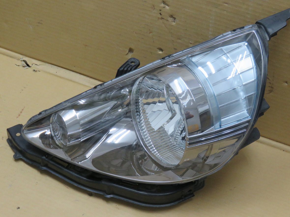 ホンダ GD1/2 フィット ヘッドライト 左右セット HID 181022093 ホンダ GD1/2 フィット ヘッドライト 左右セット HID 181022093