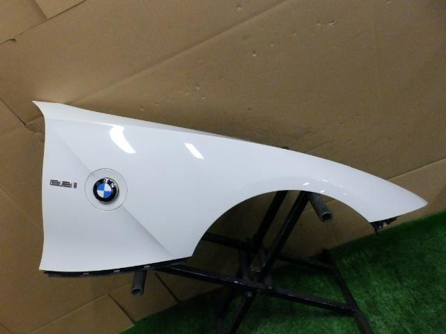 031072　BMW E85 Z4 BT22 右フロントフェンダーパネル/右フェンダー