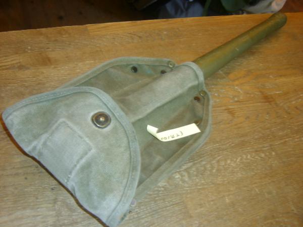 NATO放出品　フォールディングシャベル　カバー付き　101423