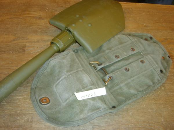 NATO放出品　フォールディングシャベル　カバー付き　101423