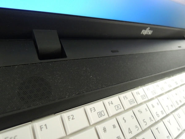 中古 富士通 LIFEBOOK A512/FX FMVXNEVQ2Z ノート PC Y1162895(15