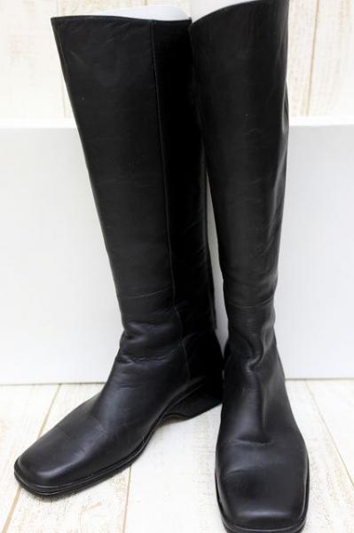 【SAYA/サヤ】 バックジップ ローヒール レザー ブーツ 黒23