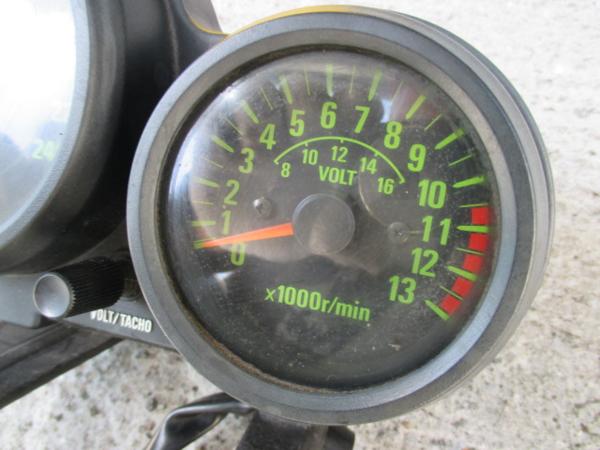 バイク GPZ400F GPZ550F 純正スピードメーター GPZ400F純正メーター