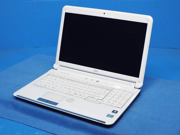 ■FUJITSU FMVA54DW LIFEBOOK AH54/D Core i3搭載■1週間保証■