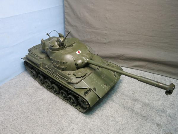 春01【横浜古物】　戦車　模型　日本　自衛隊　ジャンク品