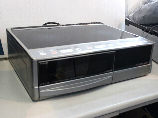 中古 IHクッキングヒーター TOSHIBA 東芝 UHP-X201K[r+]65819(IH