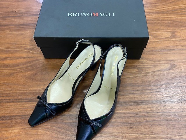 【未使用】BRUNOMAGLI ブルーノマリ パンプス ハイヒール 　サイズ 36 ◆4287