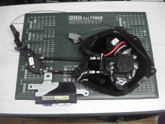 セレナ C25 CC25 右 パワースライドドアモーター