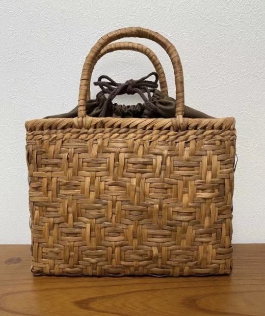 ニコン AI Micro-Nikkor 105mm f⁄2.8S 価格比較 - 価格.com 【実写確認