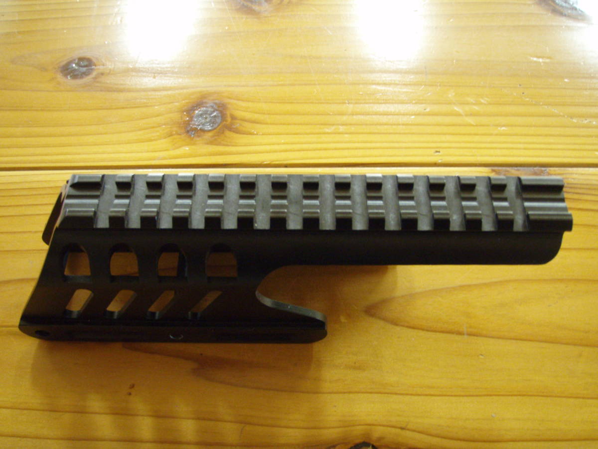 レミントンM870実銃用レイル付マウントベース PPS M870に使用可