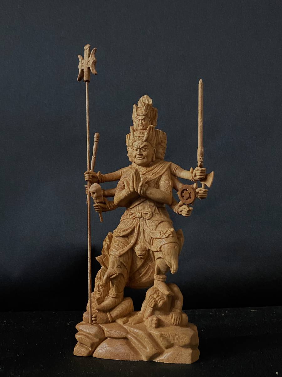 最高級　仏教工芸品　総ケヤキ材　精密彫刻　極上品　木彫仏教　仏師で仕上げ品　大元帥明王立像
