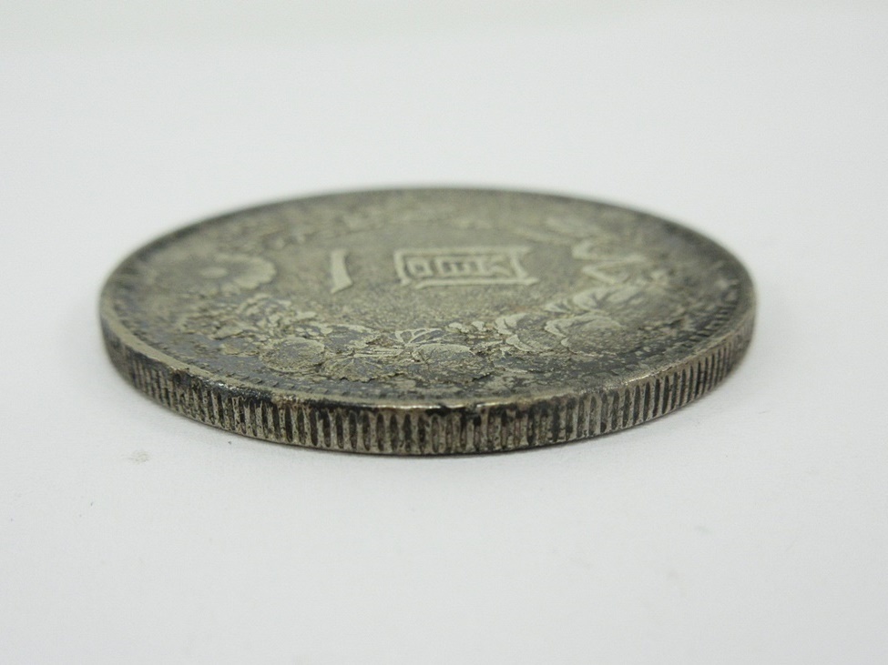 日本古銭 一圓銀貨 明治27年 約26.9g 銀貨 銅貨 貨幣 未鑑定品 01 20-428600-06 [S] 明治27年 一圓銀貨 一円銀貨 重量約26.87g 日本