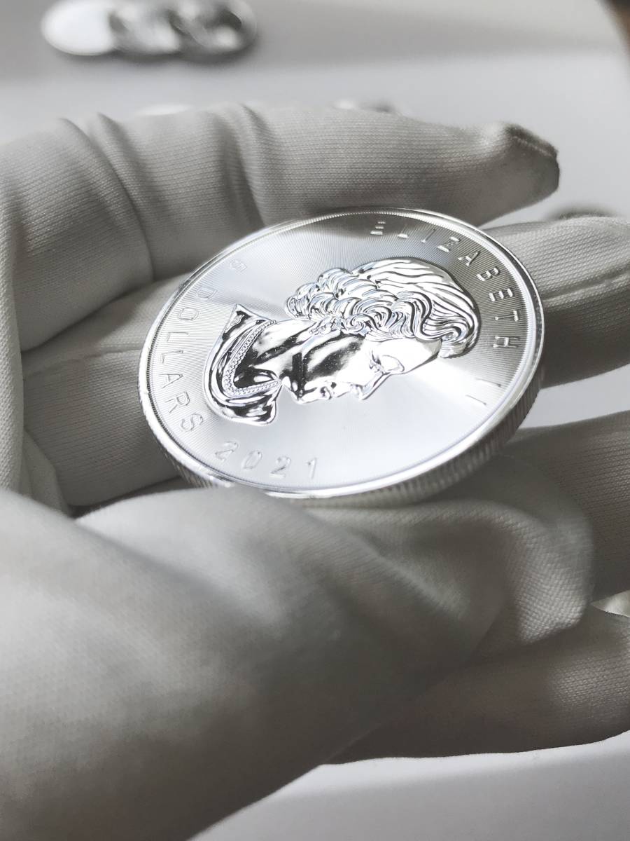 新品 カナダ メイプル 銀貨 2021年 1oz 純銀 31.1g カナダ王室造幣局