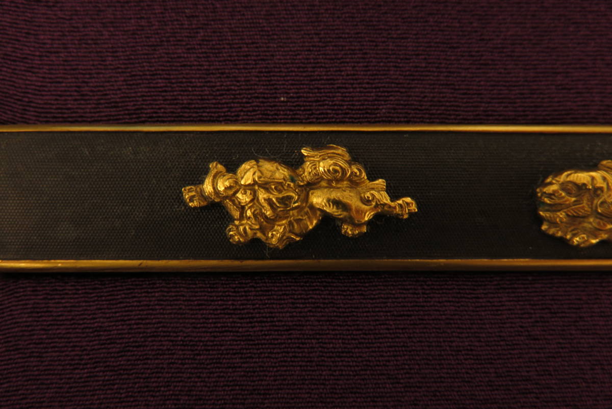 ◆小柄　二疋獅子図　無銘　傍後藤◆_6