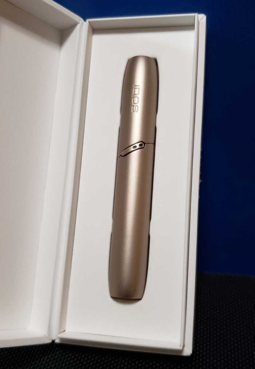 IQOS3 ブリリアントゴールド ホルダー2本付き IQOS3 ブリリアントゴールド ホルダー2本付き