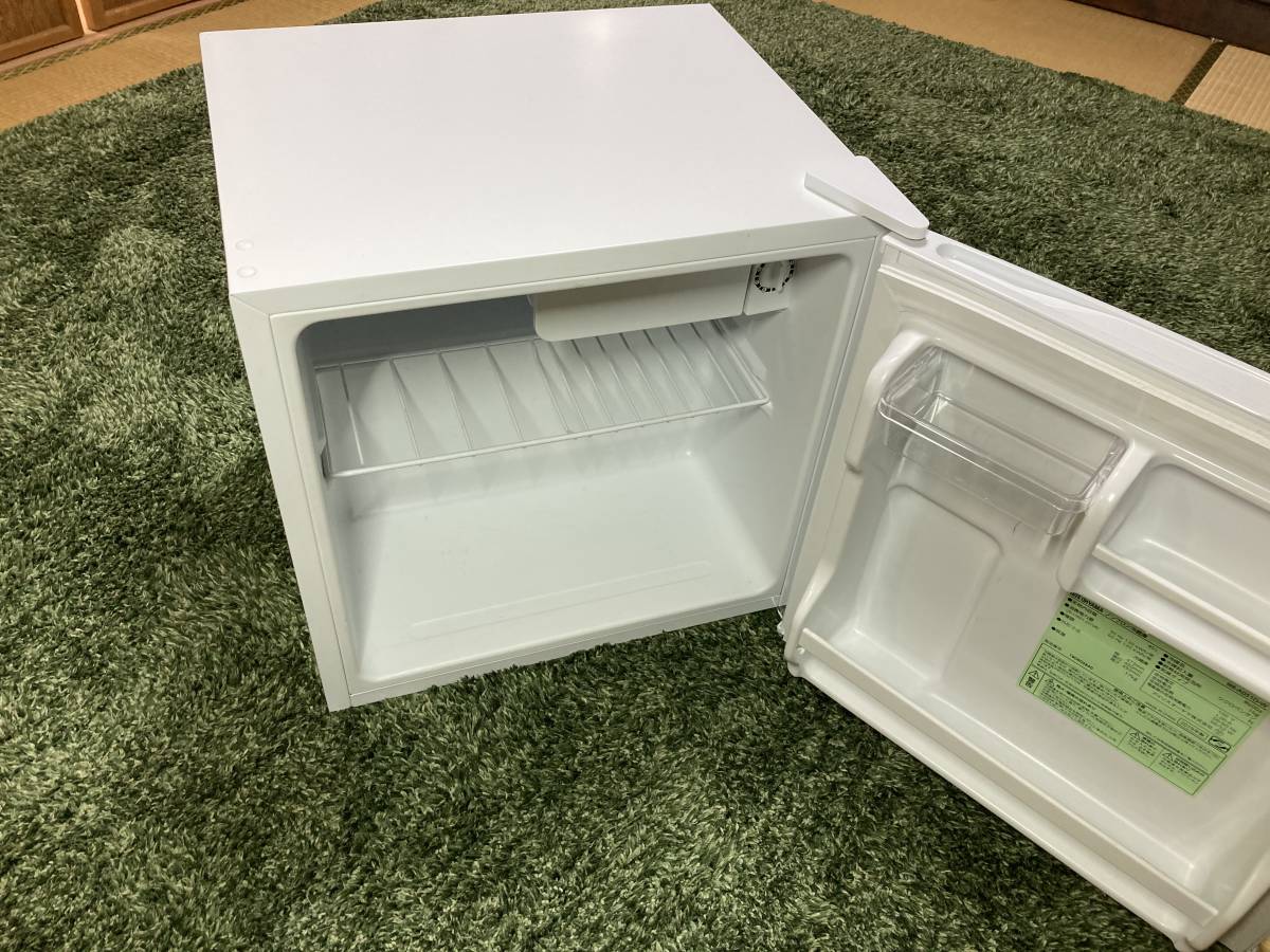 ○2019年製 アイリスオーヤマ 90L 2ドア冷凍冷蔵庫 IRR-90TF-W 7122