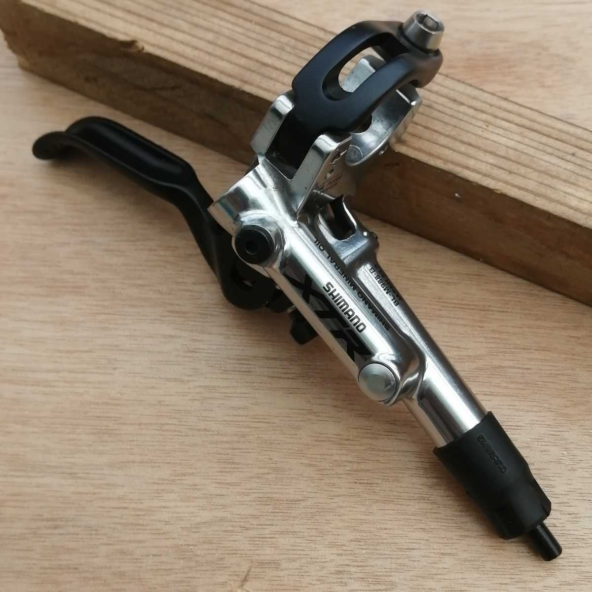 BL-M988B BR-M985 XTR ブレーキレバー、キャリパー 前後セット 中古