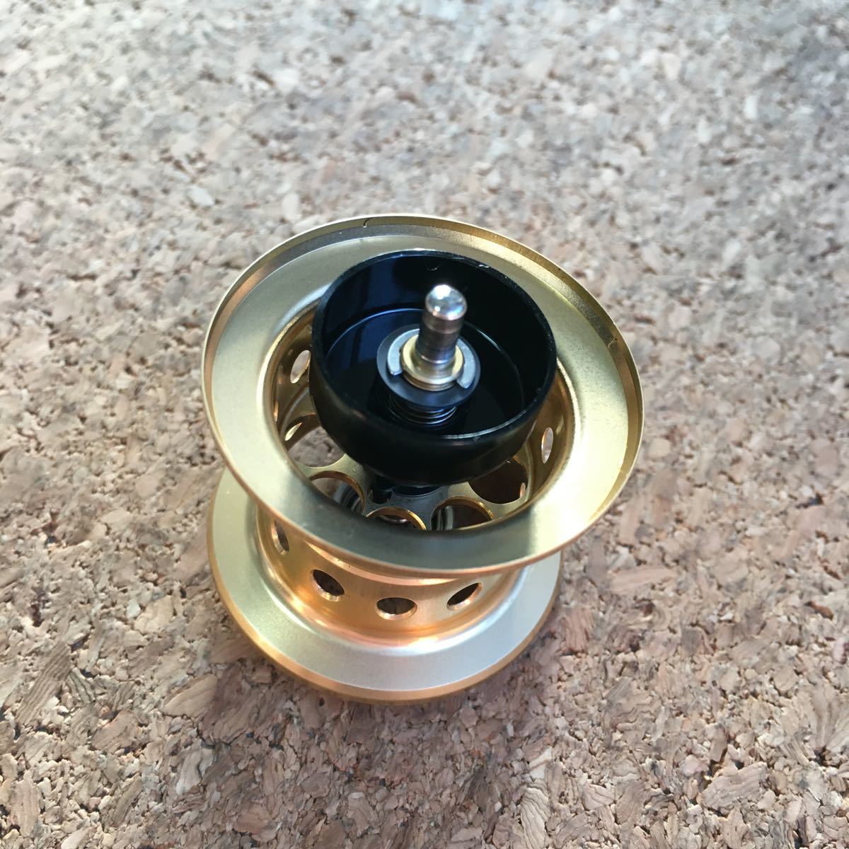 KTF ネオスプール KAHEN ダイワ 34φ ゴールド 美品_2