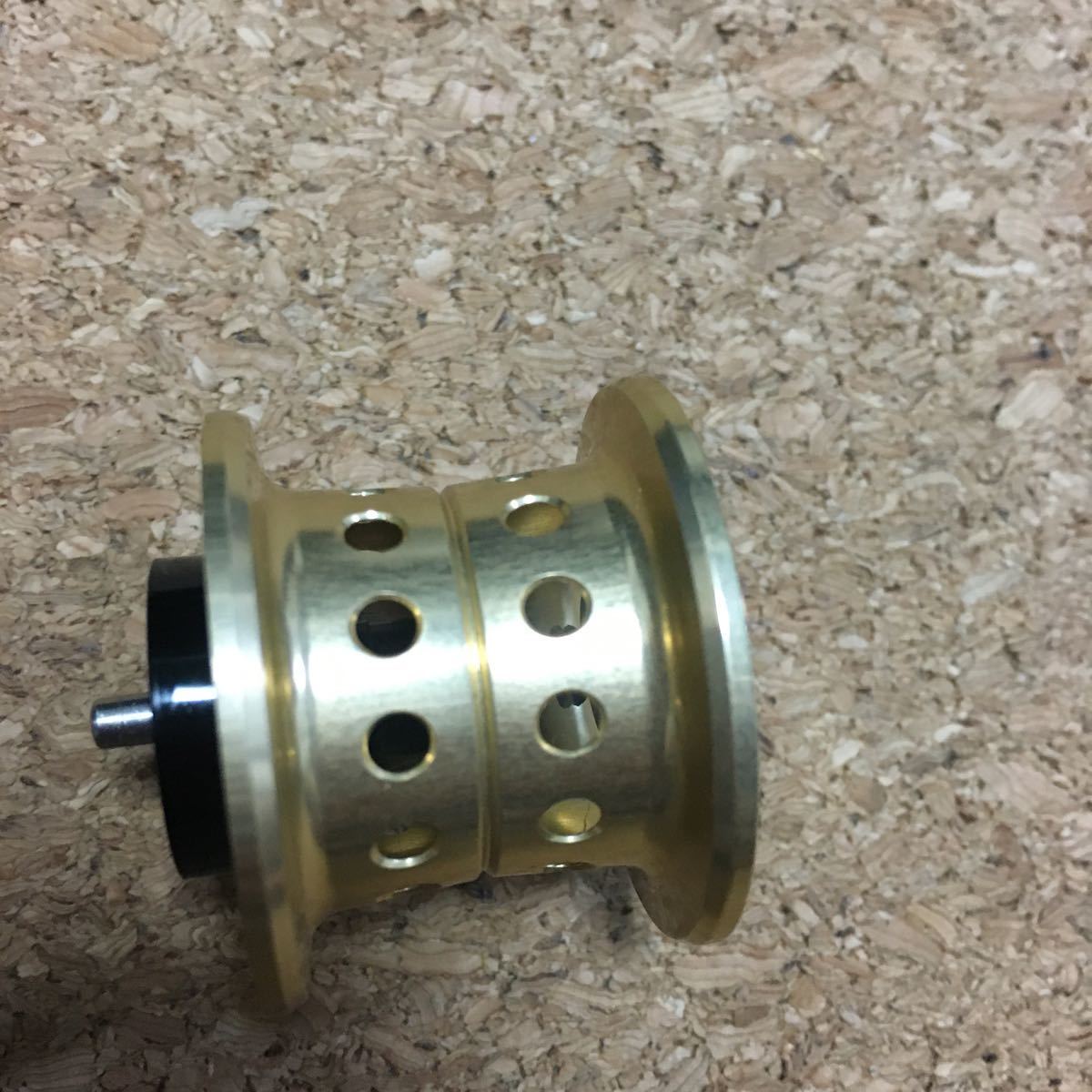 KTF ネオスプール KAHEN ダイワ 34φ ゴールド 美品_8