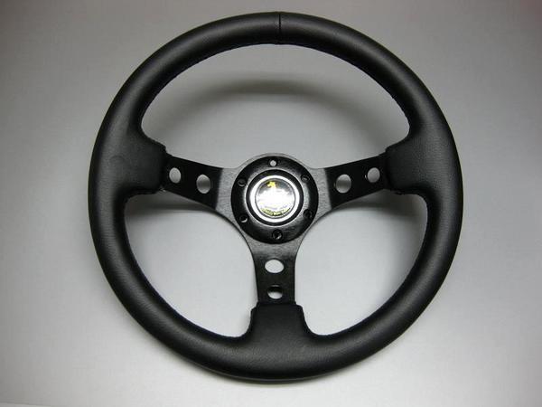 ディープコーン ステアリング 33パイ 33の通販 | MOMO [ DRIFTING