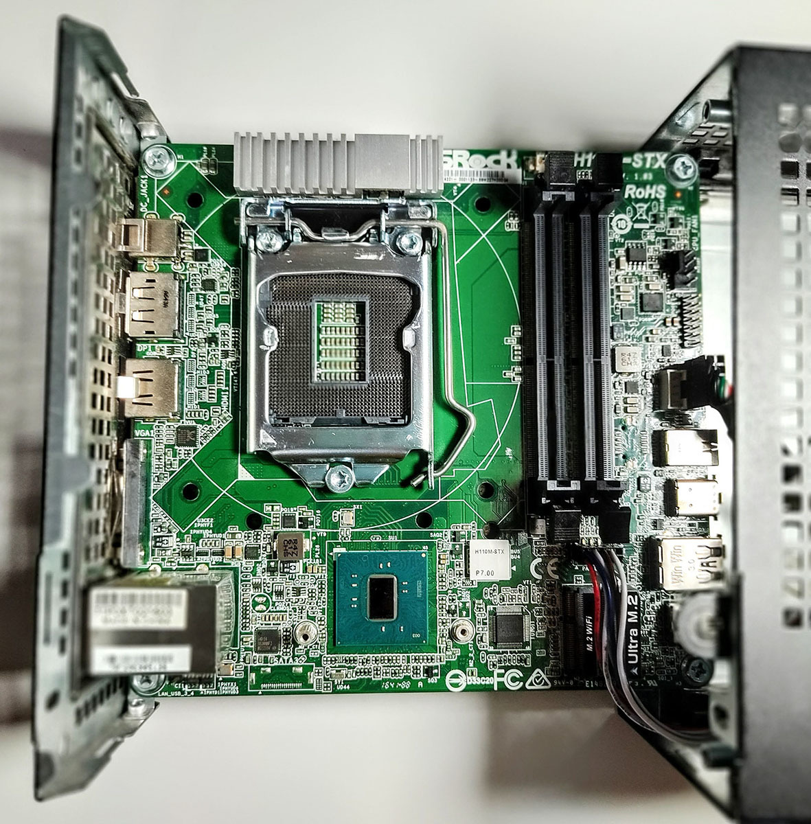 ☆ASRock DeskMini 110 中古 ジャンク ASRock Intel 【公式通販】