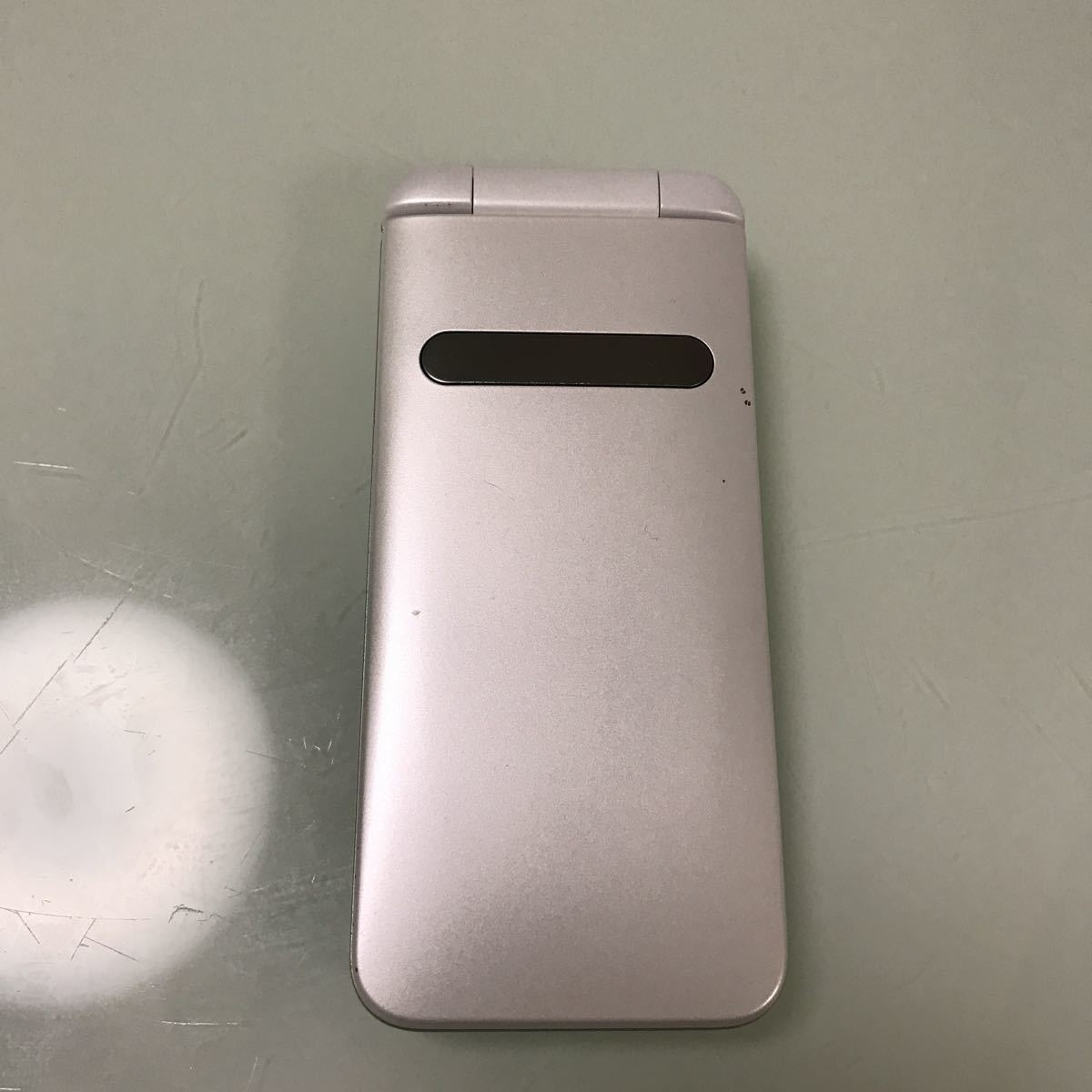 最安値，品質保証】 SIMロック解除済 KYF37 GRATINA 4G au SIMフリー