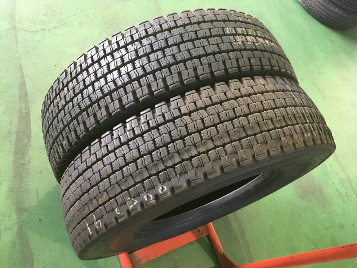 ダンロップ 価格｜225⁄80R17.5 123⁄122L DUNLOP 225／80r17．5（車用品 