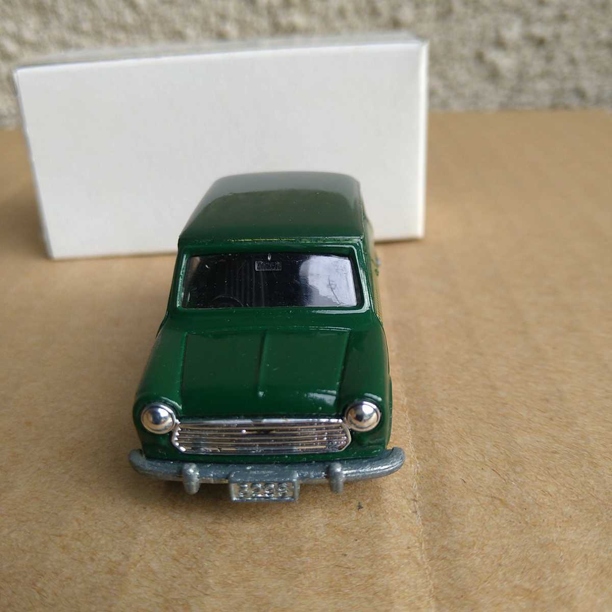 トミカ◇ミニクーパー ピンクパンサー仕様 BLMC MINI COOPER Mk-Ⅲ 
