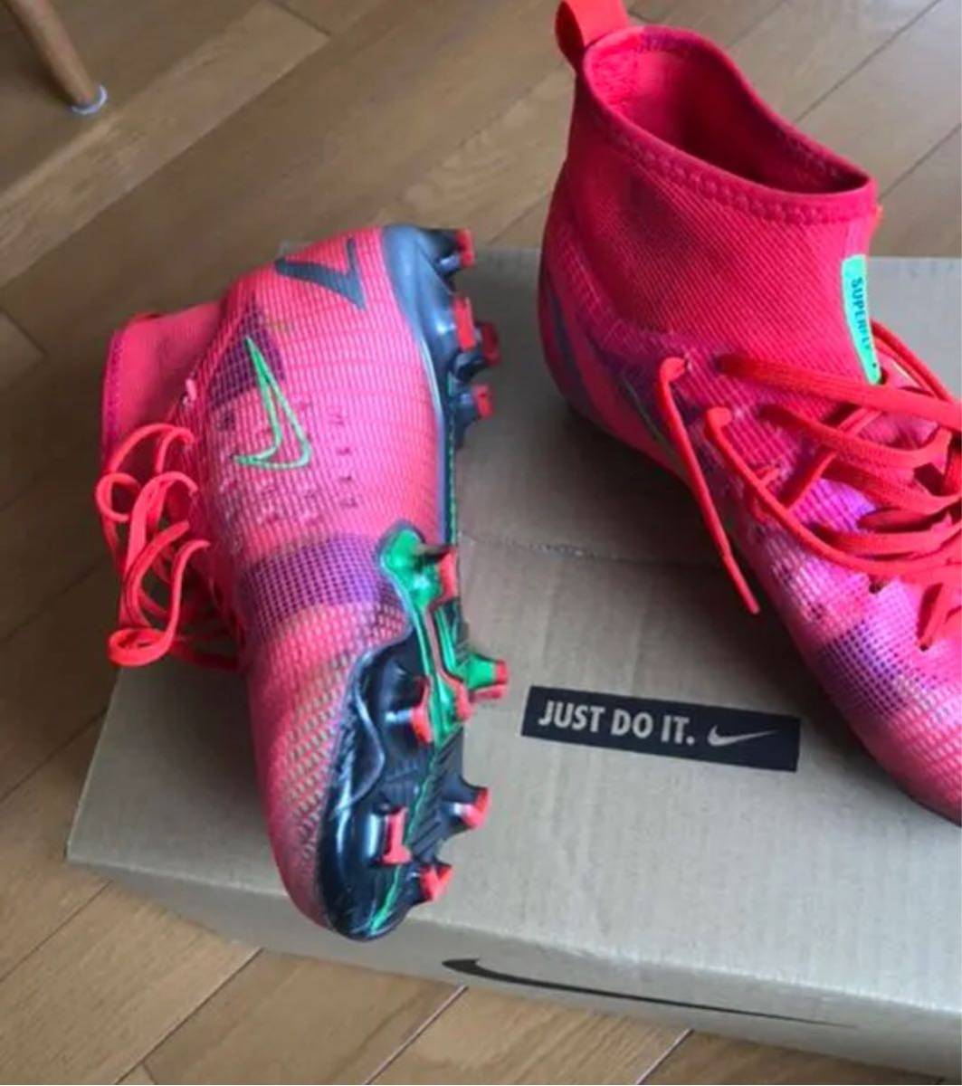 滅多に ない 定価円 ジュニア ヴェイパー プロ マーキュリアル トップモデル ナイキ Nike スーパーフライ Fg 23 5cm 公式 23 5cm 売買されたオークション情報 Yahooの商品情報をアーカイブ公開 オークファン Aucfan Com