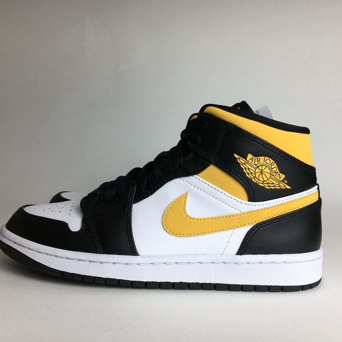 未使用 NIKE ナイキ エア ジョーダン1 MID 26cm 554724-177 イエロー