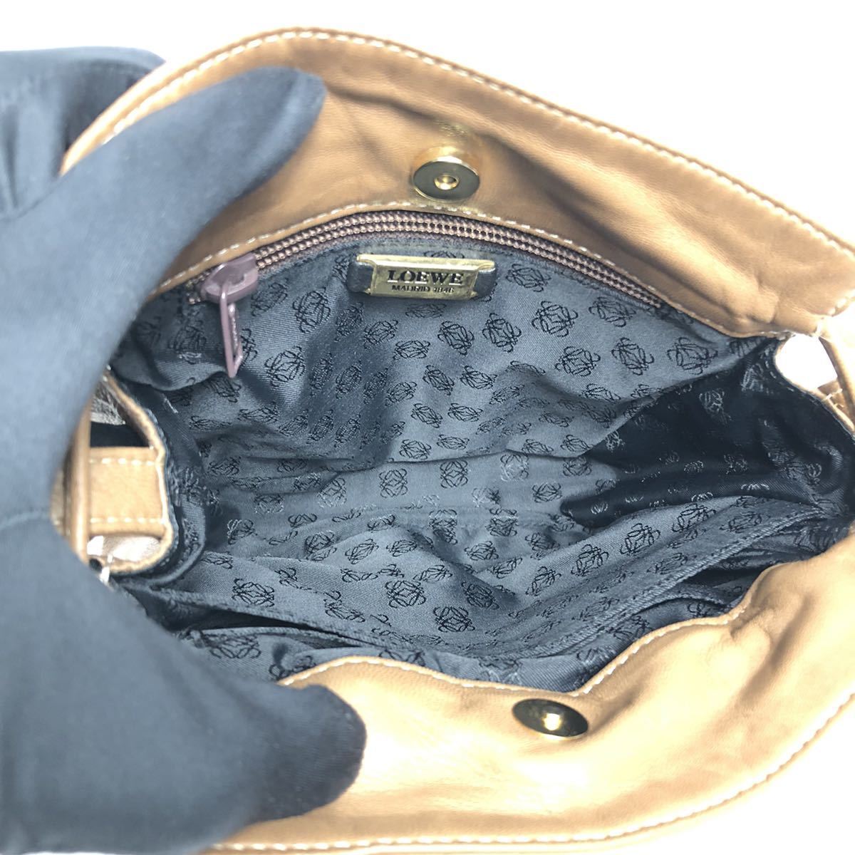 LOEWE ロエベ ショルダーバッグ ナッパレザー アナグラム ブラウン 