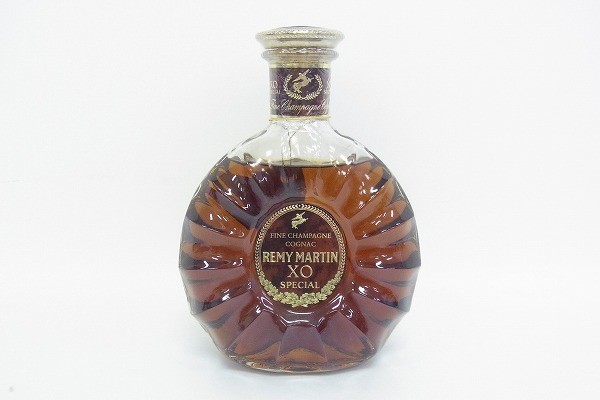 P062-S4-6485 REMY MARTIN レミーマルタン XO SPECIAL コニャック 700