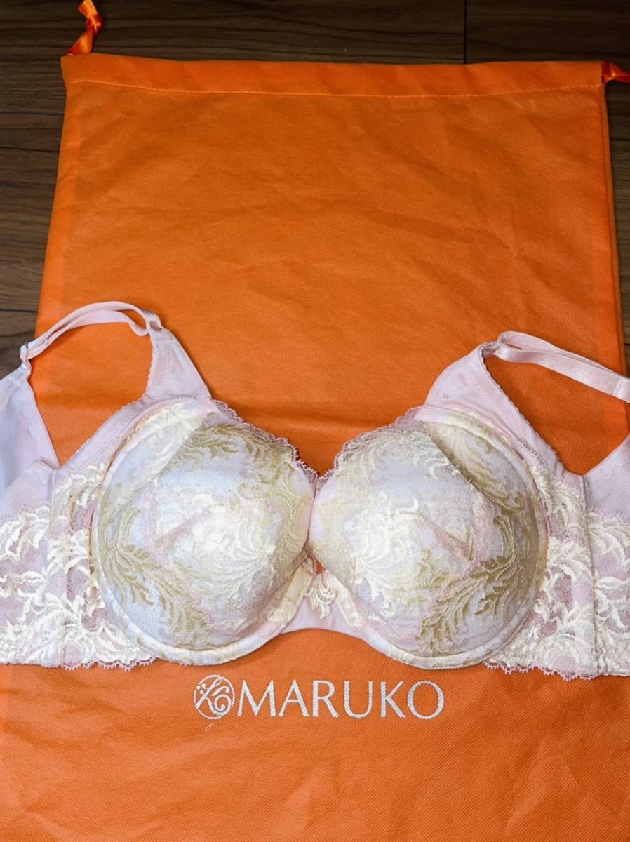 未使用に近い マルコ MARUKO カーヴィシャス 3/4カップブラ E75 ローズ