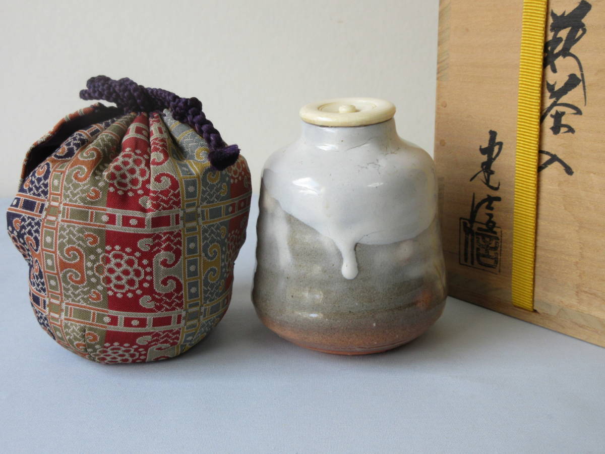 力】 生命力溢れる名品 明治期隅田焼 英国里帰り品 二代井上良斎作 