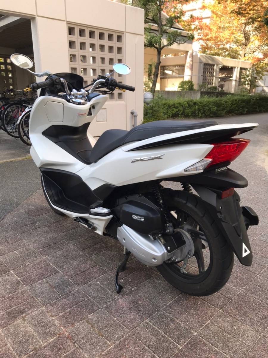 Pcx125 Jf56 走行4900km のパールホワイト Ledヘッドライト 海外モデル 豊中市 現車確認可 格安配送 登録後乗って帰れます 51cc 125cc 売買されたオークション情報 Yahooの商品情報をアーカイブ公開 オークファン Aucfan Com