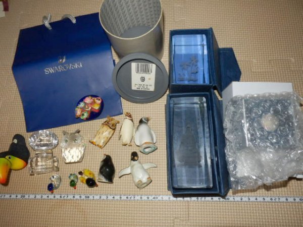 正規品，本物保証 o43：スワロフスキー 梟 鳥 ガラス ペンギン 割れ物 陶器 アヒル 他 置物 インテリア 飾り まとめて ケース 袋付(置物)｜売買されたオークション情報、yahooの商品情報をアーカイブ公開 - オー その他